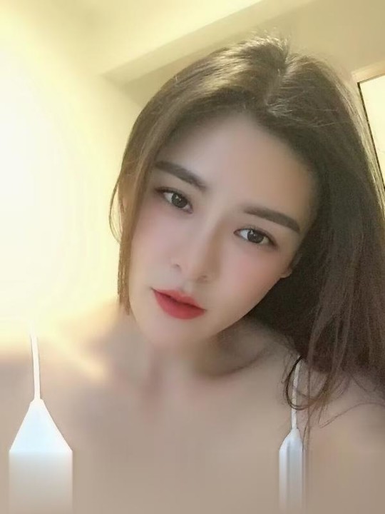 湖北-武汉南湖漂亮妹子萱萱-2.jpg